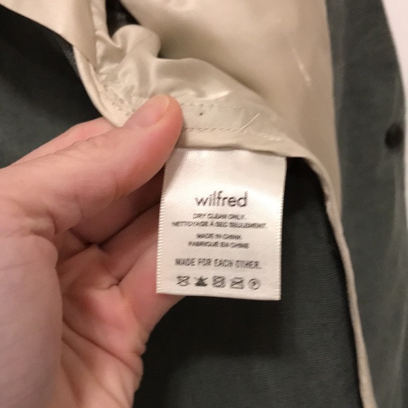 Wilfred “generation” linen blazer in green - med - Picture 16 of 16